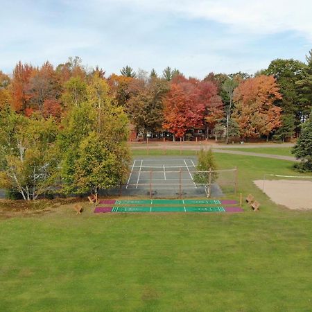 Holiday Acres Resort Rhinelander Exterior photo