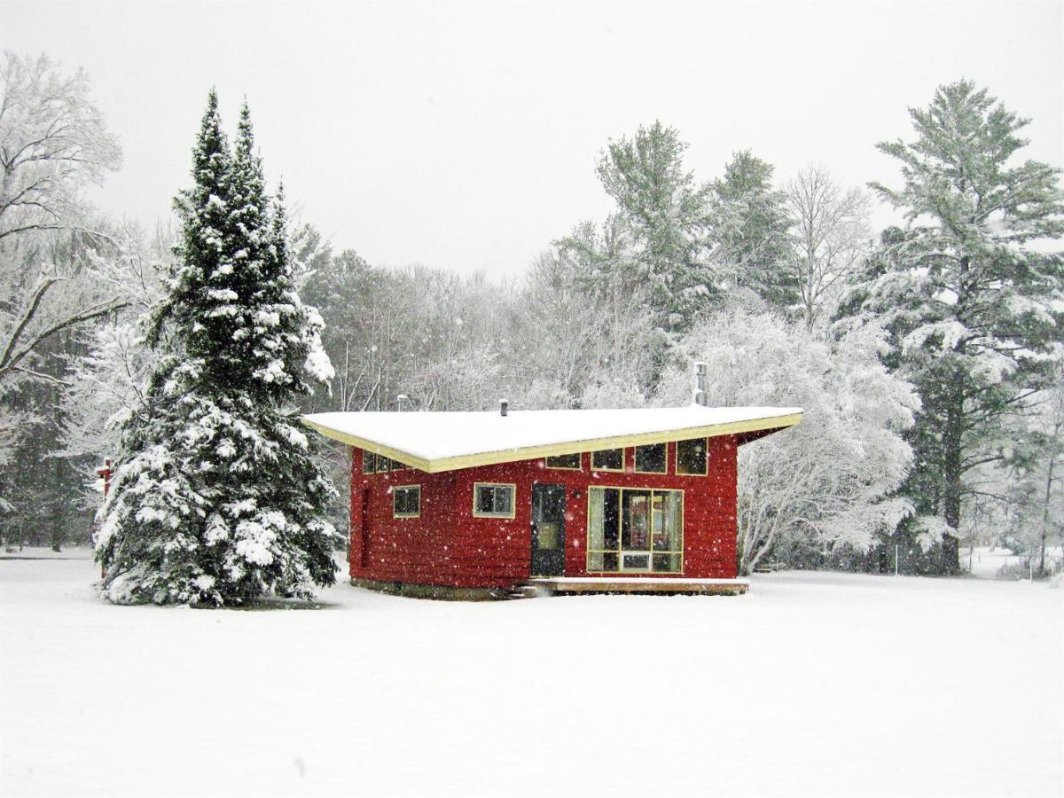 Holiday Acres Resort Rhinelander Exterior photo