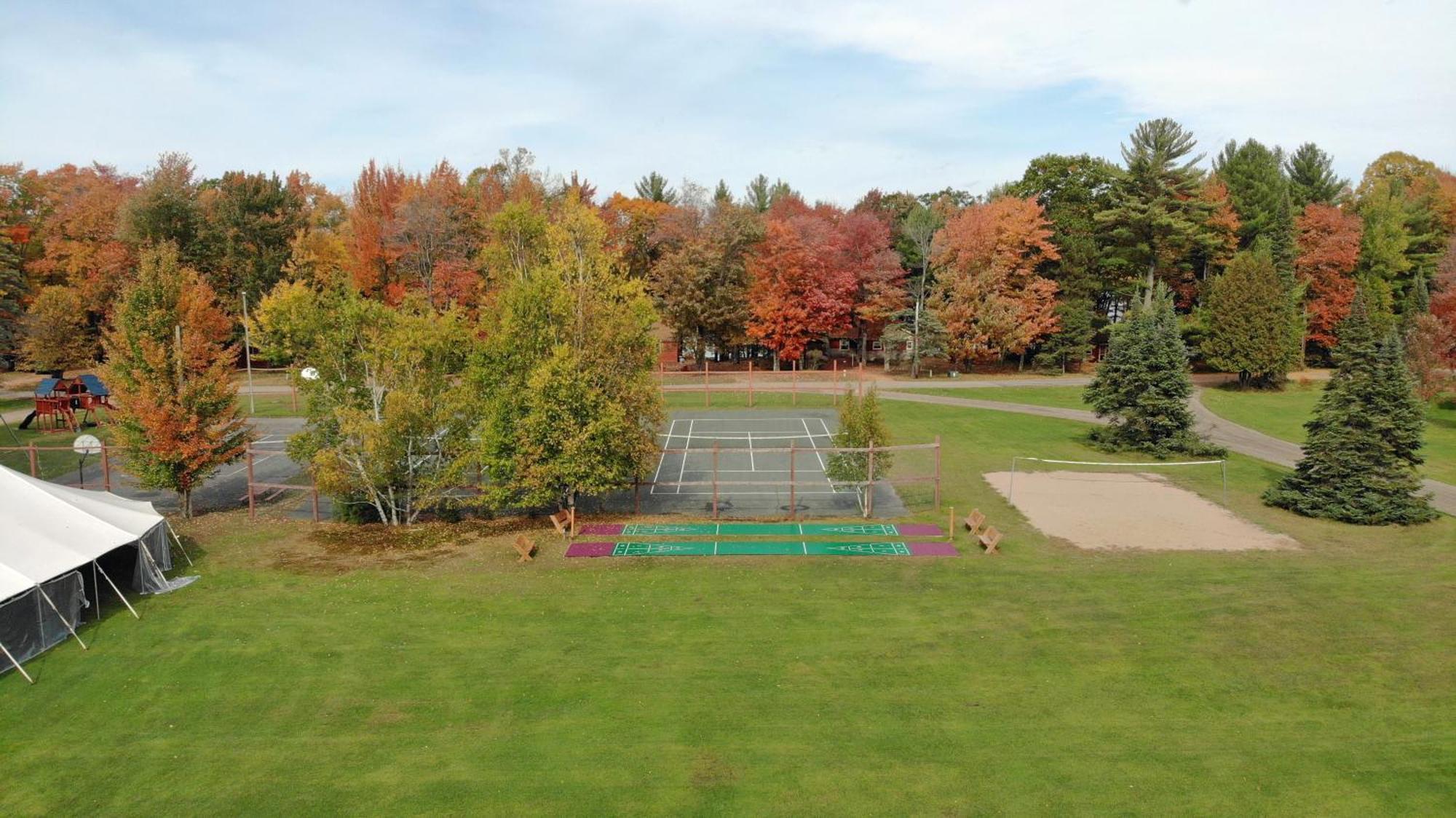 Holiday Acres Resort Rhinelander Exterior photo