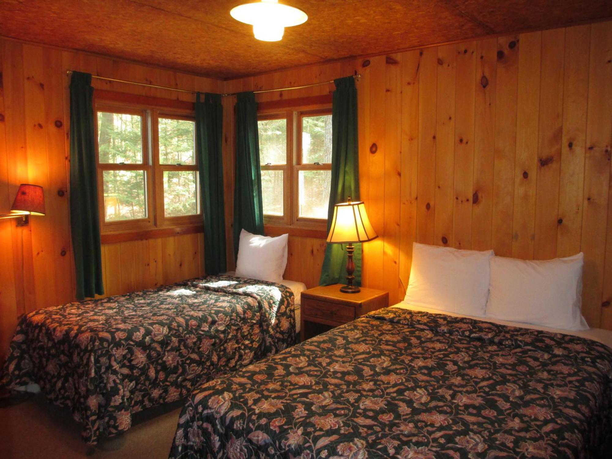 Holiday Acres Resort Rhinelander Exterior photo